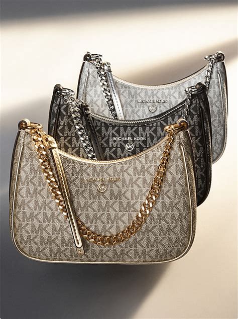 Jet Set Charm Small Metallic Leather Pochette.